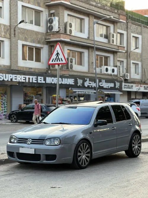 Volkswagen Golf 4 2003 R32