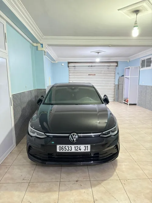 Volkswagen Golf 8 2024 R-Line