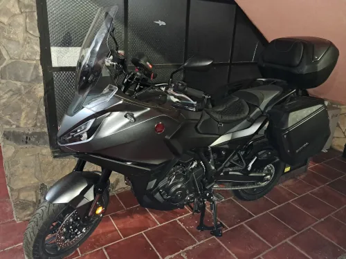 Honda NT 1100 CC 
