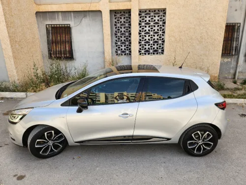 Renault Clio 4 2022 Limited 2