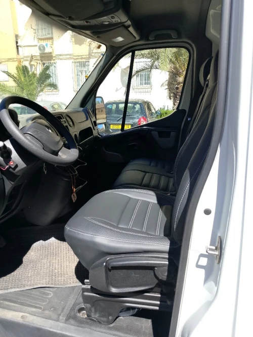 Renault MASTAR 2013