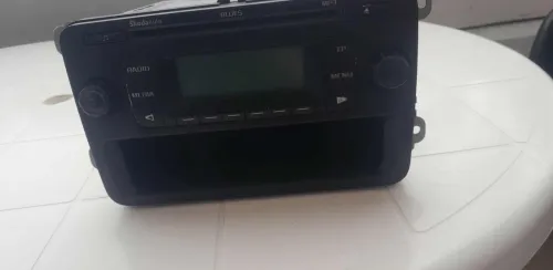 Poste radio Skoda fabia 2012