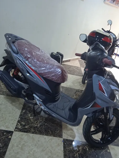 SYM SR 
