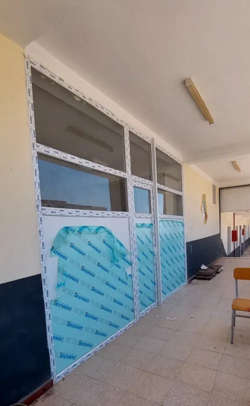 Fabrication et pose de fenêtres et portes  Qualité professionnelle
