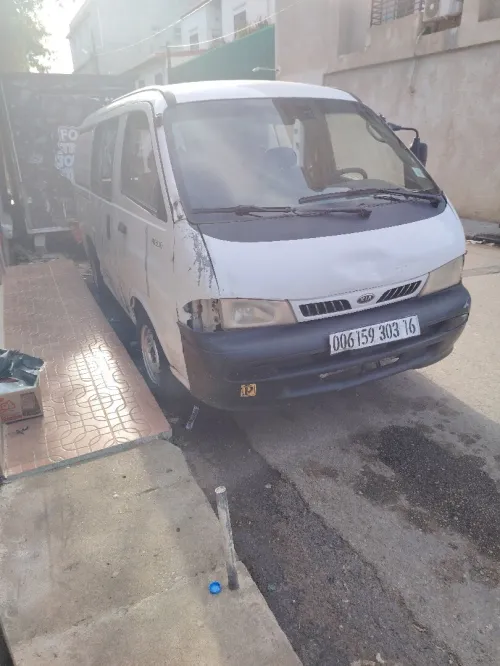 Kia Pregio 2003