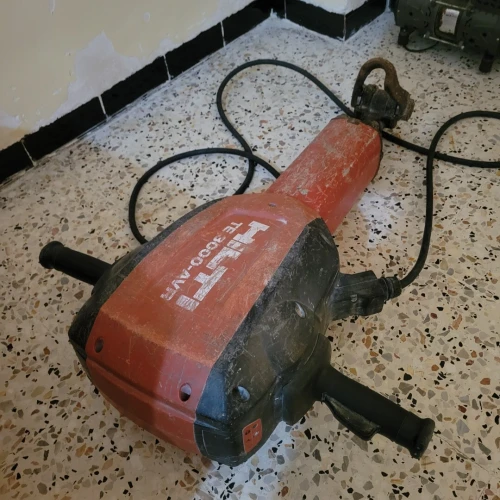 marteau piqueur hilti te 3000