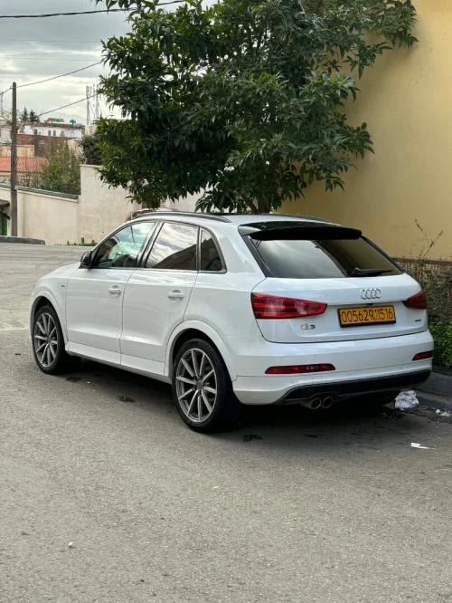 Audi Q3 2015 S line