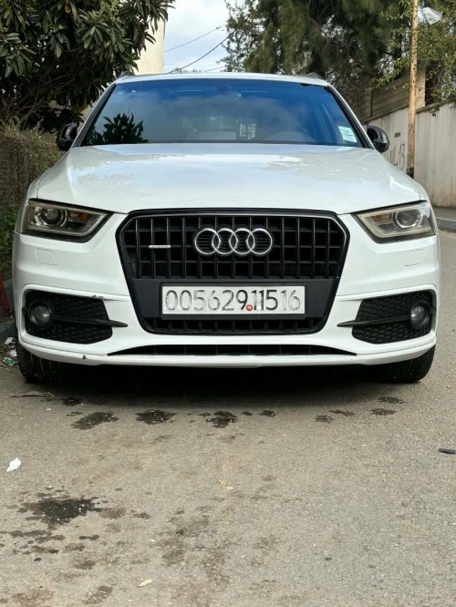 Audi Q3 2015 S line