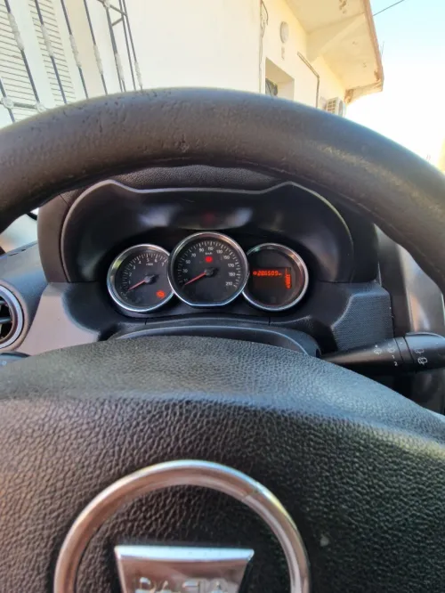 Dacia Duster 2014 FaceLift Lauréate