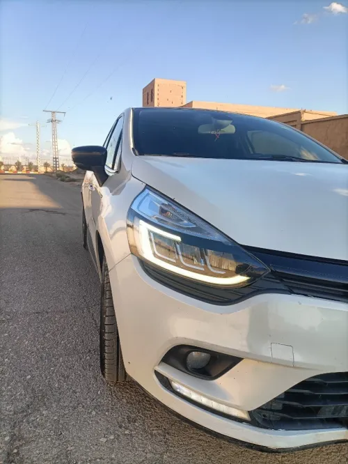 Renault Clio 4 2019 Limited 2