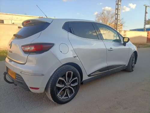Renault Clio 4 2019 Limited 2