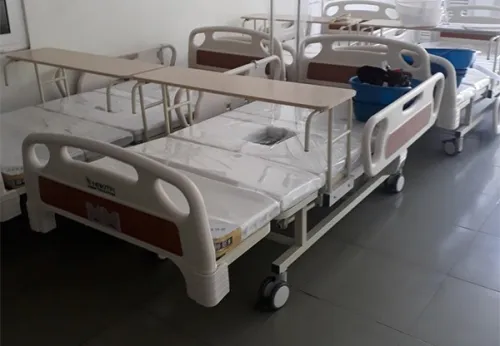 Lit médicalisé d'hôpital électrique multifonctions garde robe 