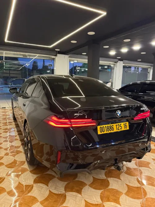 BMW Série 5 2025 Pak m xdrive invidualle