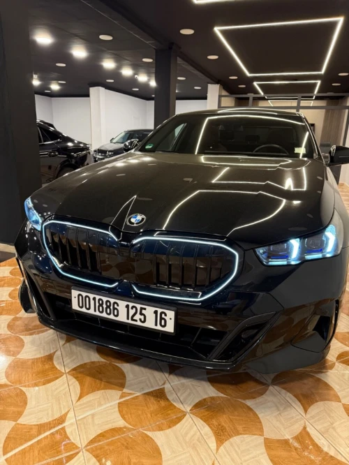 BMW Série 5 2025 Pak m xdrive invidualle