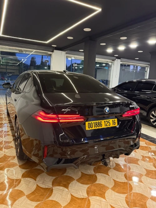 BMW Série 5 2024 Pak m xdrive invidualle
