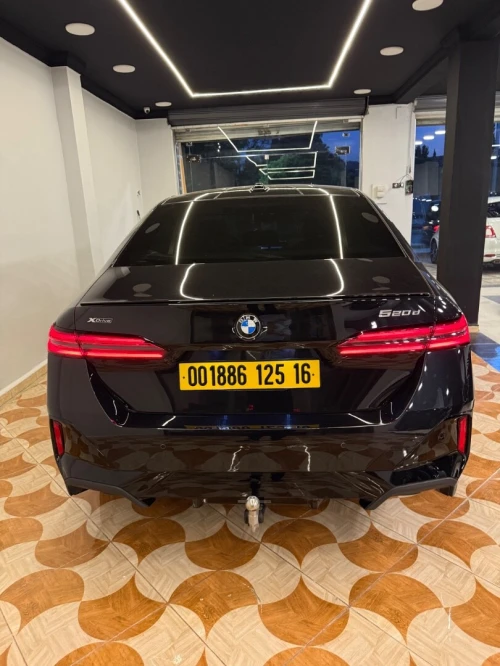 BMW Série 5 2025 Pak m xdrive invidualle