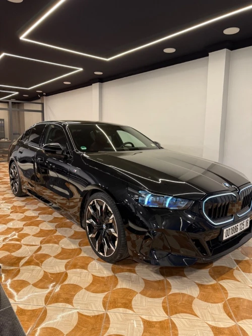 BMW Série 5 2025 Pak m xdrive invidualle