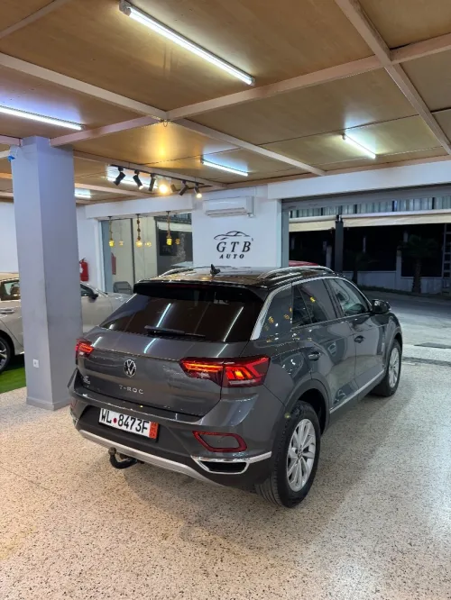 Volkswagen T-Roc 2023 Life