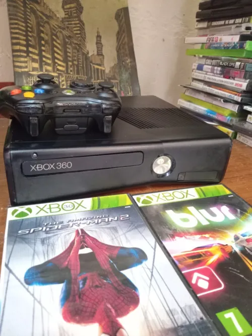 Xbox 360 Slim