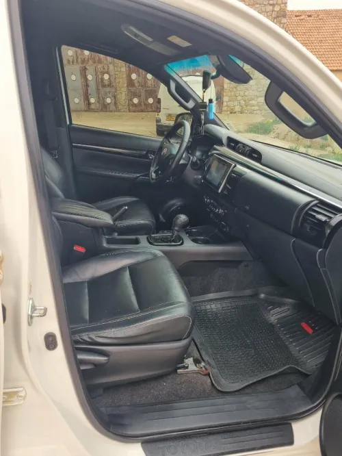 Toyota Hilux 2019 LEGEND DC 4x4 Pack Luxe
