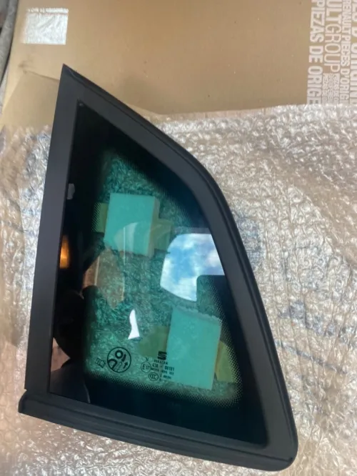 Deflecteur voiture golf tiguan clio 4 208 207 ibiza leon 