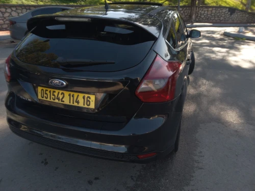 Ford Focus 5 portes 2014 Titanium