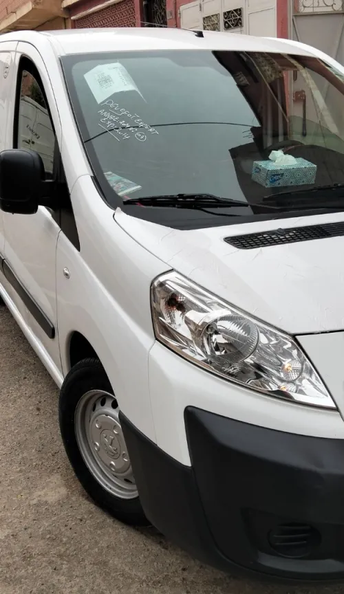 Peugeot Expert 2014 V.U Court