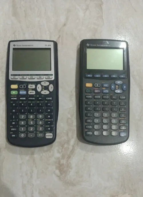 Calculatrice graphique Texas instruments _ Casio