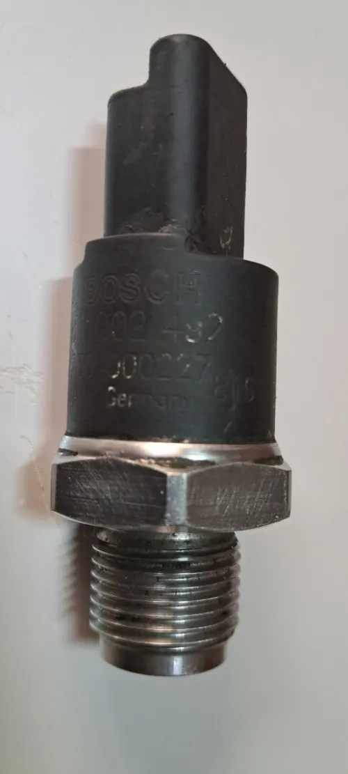 Mano de la rampe pompe hp pour Peugeot 307 hdi 1.4