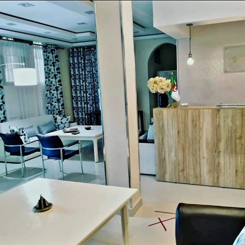 Hotel ''3 étoiles'' en activité