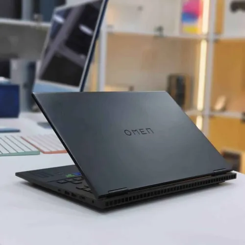 HP OMEN 16 / 13th I7-13620H / 16Go DDR4 / 512SSD / NVIDIA RTX 4060 8Go / 16 FHD 144Hz