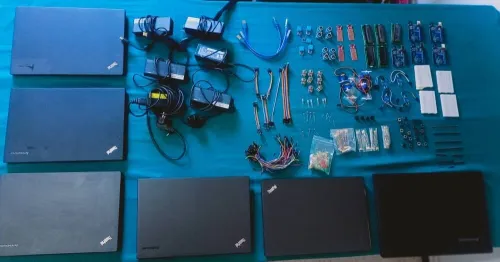 Lot : Lenovo ThinkPad+kit arduino 