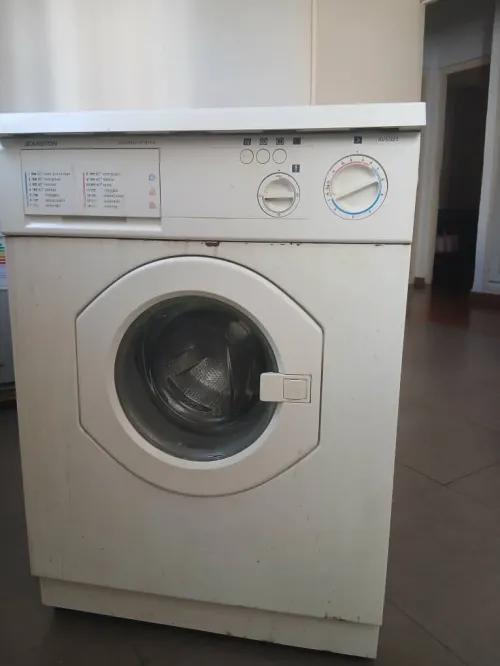 Machine a laver Ariston 