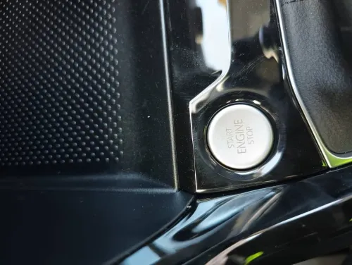 Volkswagen Tharu 2025 Xr