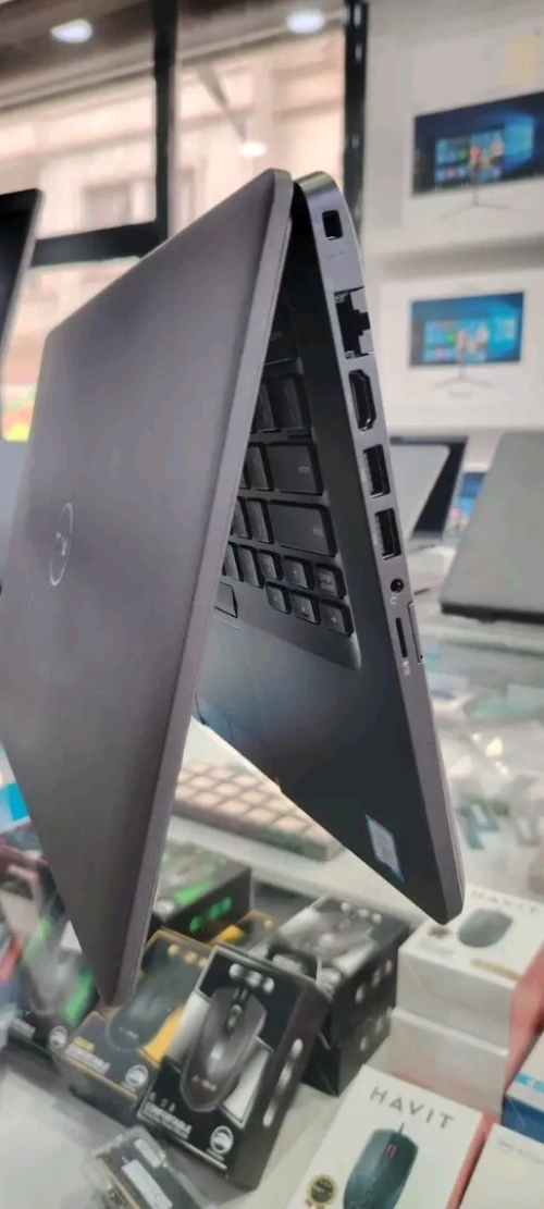 Dell latitude 5400  tactile i5-8 éme vpro 16/256