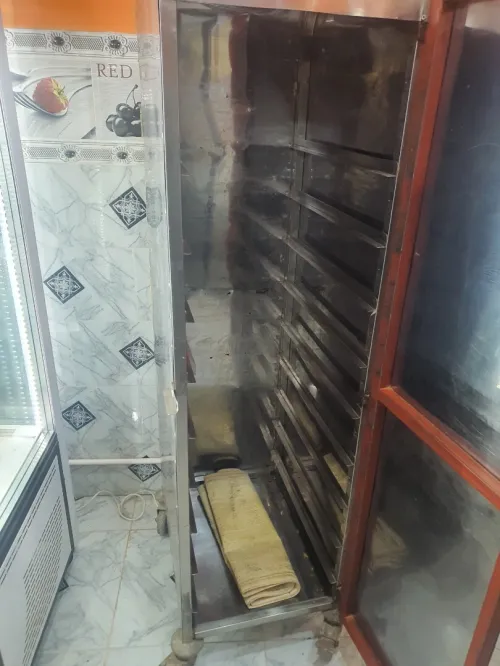 أجهزة خاصة بمحل صنعات الحلويات