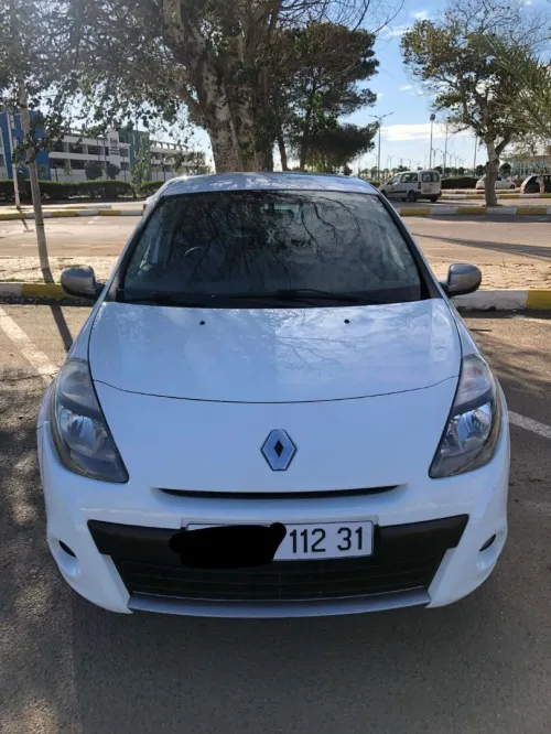 Renault Clio 3 2012 Night and Day