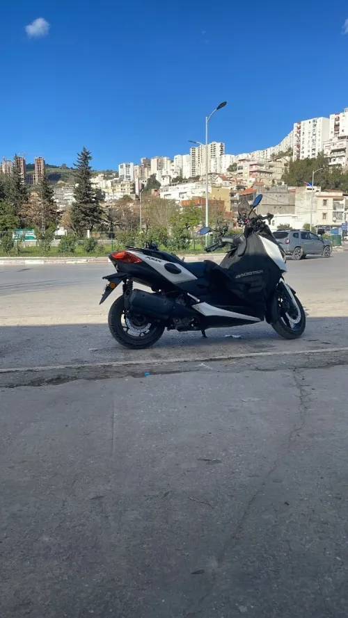 Yamaha Xmax 2018
