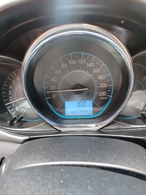 Toyota Yaris Sedan 2016 Play