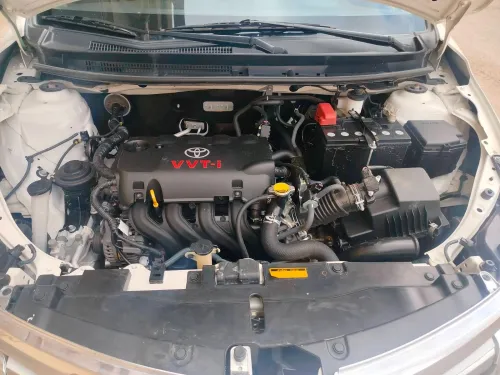 Toyota Yaris Sedan 2016 Play