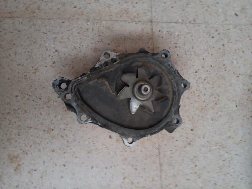 Pièces détachées moteur Toyota RAV4 136