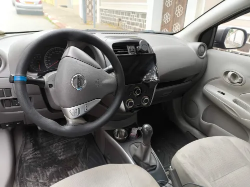 Nissan Sunny 2015 Acenta pack
