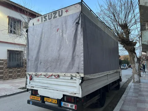 Isuzu NPR 2009