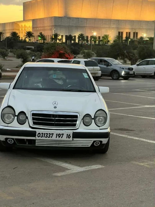 Mercedes C63S 1997 V6