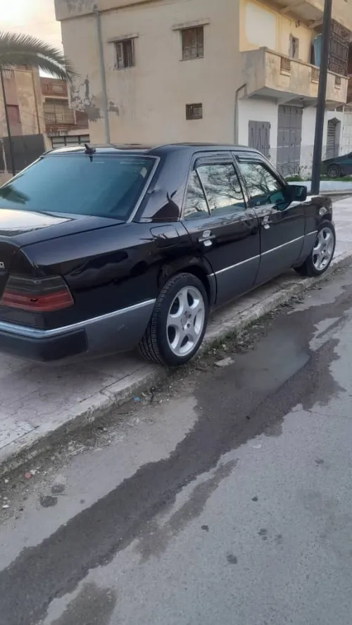 Mercedes Classe E 1992 W124 turbo