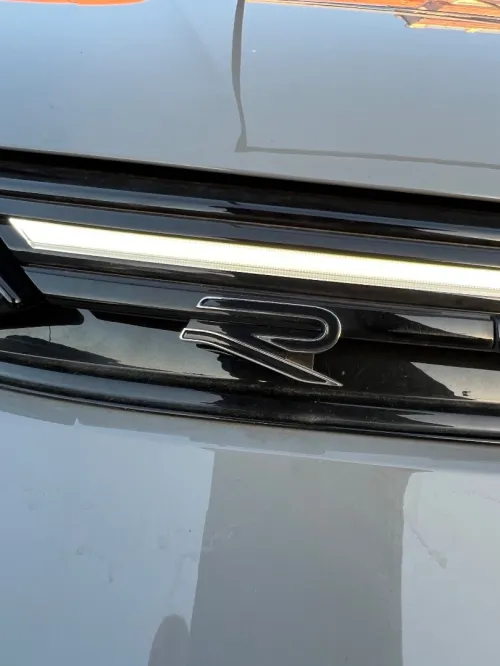 Volkswagen Golf 8 2025 R-Line