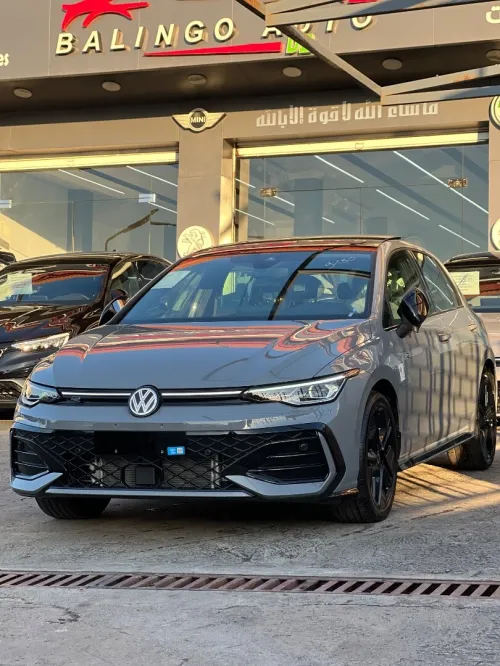 Volkswagen Golf 8 2025 R-Line