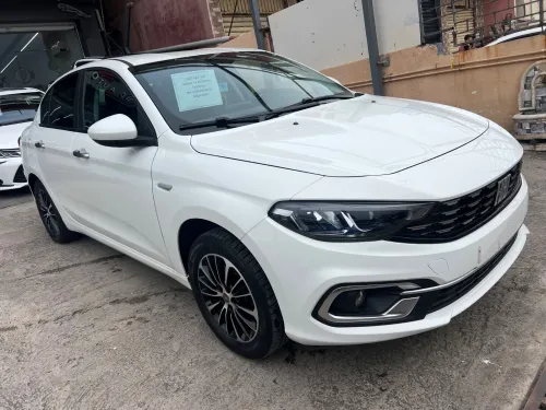 Fiat Tipo Sedan 2025 Live