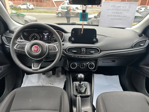 Fiat Tipo Sedan 2025 Live