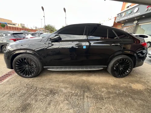 Mercedes GLE 300d AMG 2025 AMG Kite manfakter